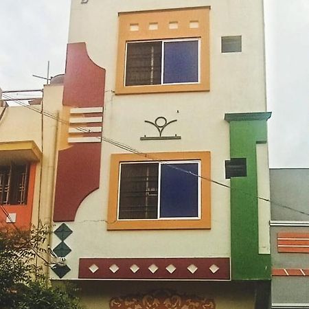 Thiru Arunai Guest House Тіруваннамалай Екстер'єр фото