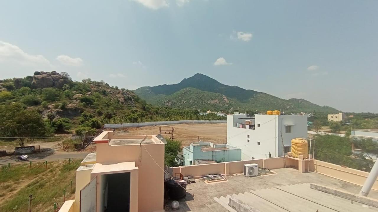 Thiru Arunai Guest House Тіруваннамалай Екстер'єр фото